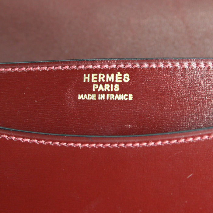 Hermes handbag in burgundy box leather - Detail D4