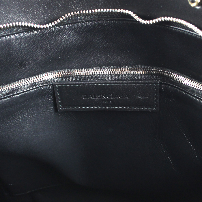 Balenciaga Dix Cartable handbag in black leather - Detail D4