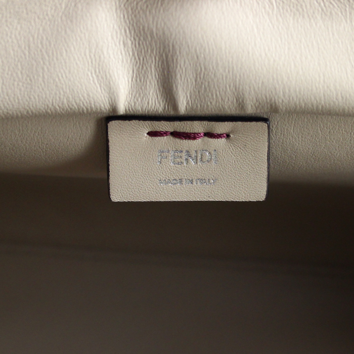 Fendi 3 Jours handbag in purple leather - Detail D4
