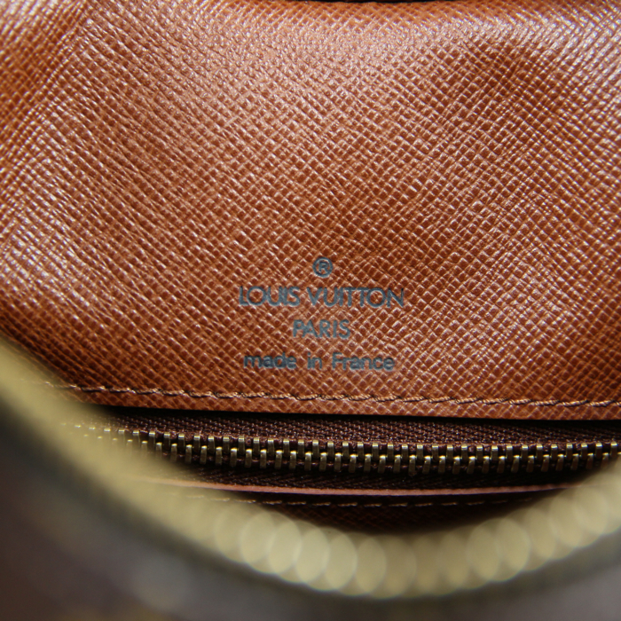 Bolso de mano Louis Vuitton Boulogne en lona Monogram revestida y cuero natural - Detail D2