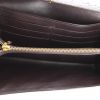 Louis Vuitton Sarah wallet in purple monogram patent leather - Detail D2 thumbnail