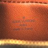 Louis Vuitton shoulder bag in monogram canvas and natural leather - Detail D3 thumbnail