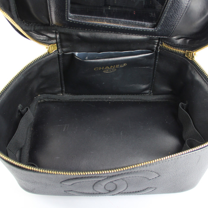 Beauty Vanity in pelle martellata nera - Detail D2