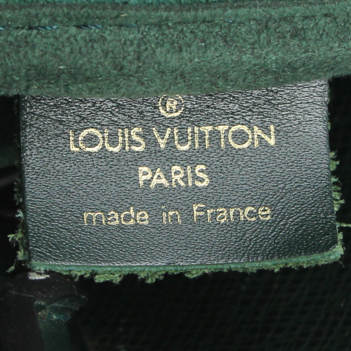 Bolsa de viaje Louis Vuitton Kendall en cuero taiga verde pino y tela verde pino - Detail D4