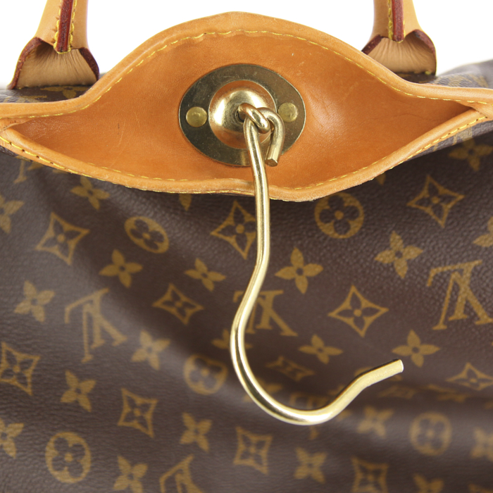Porte-habits Louis Vuitton en toile monogram et cuir naturel - Detail D3