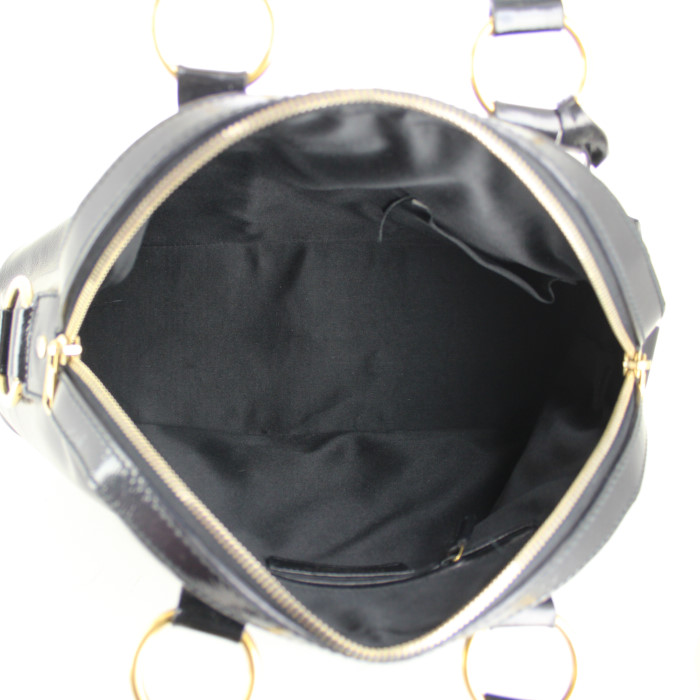 Yves Saint Laurent Muse handbag in black patent leather - Detail D2