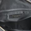 Bolso de mano Yves Saint Laurent Muse en charol negro - Detail D3 thumbnail