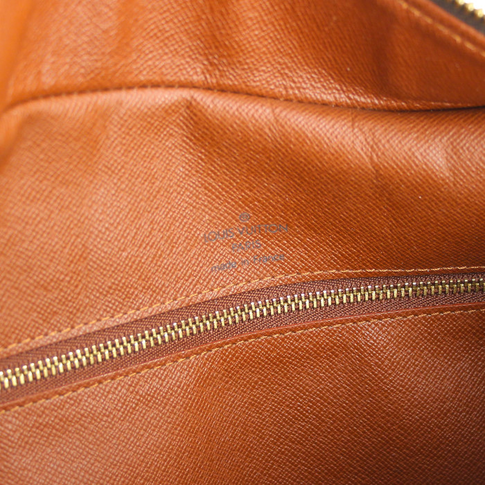 Borsa bisaccia Louis Vuitton Boulogne in tessuto monogrammato marrone - Detail D3