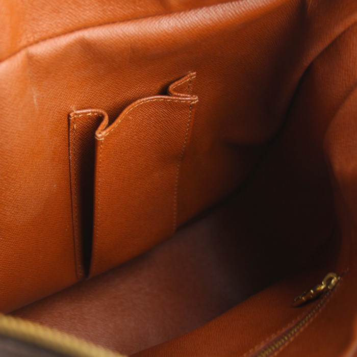 Sac besace Louis Vuitton Boulogne en tissu monogrammé marron - Detail D4