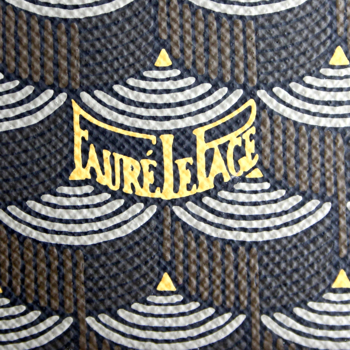 Pochette en toile monogram et cuir taupe - Detail D4