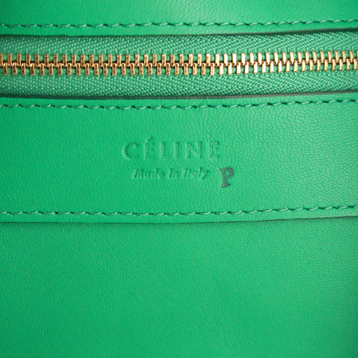 Celine shopping bag in green and black leather - Detail D3