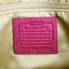 Bolso de mano Coach en cuero granulado rosa fucsia - Detail D4 thumbnail