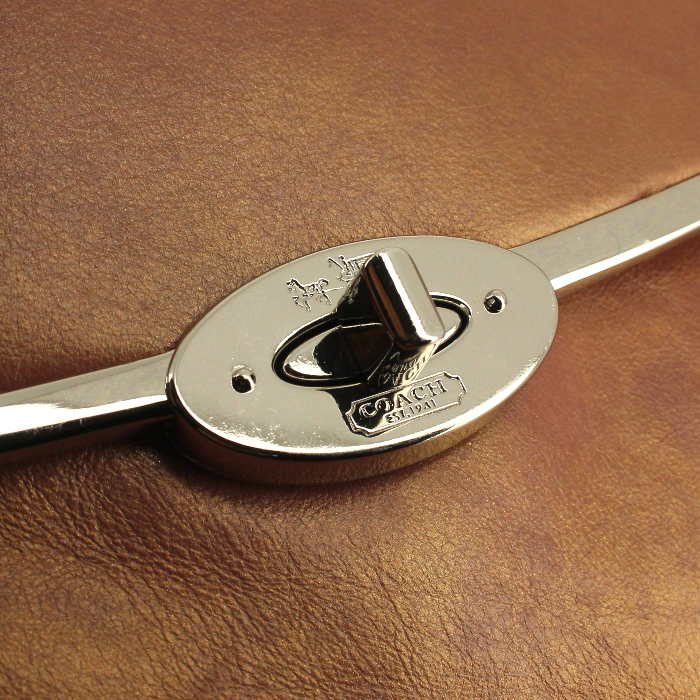 Borsa in pelle iridescente rosa - Detail D3