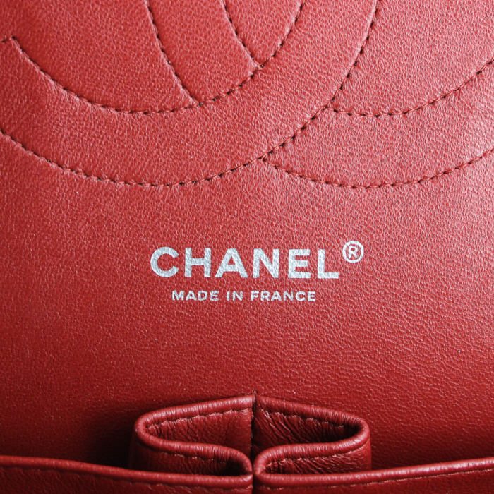 Borsa Timeless jumbo in pelle martellata e trapuntata rossa - Detail D4