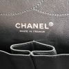 Bolso de mano Chanel 2.55 en cuero acolchado marrón dorado - Detail D4 thumbnail