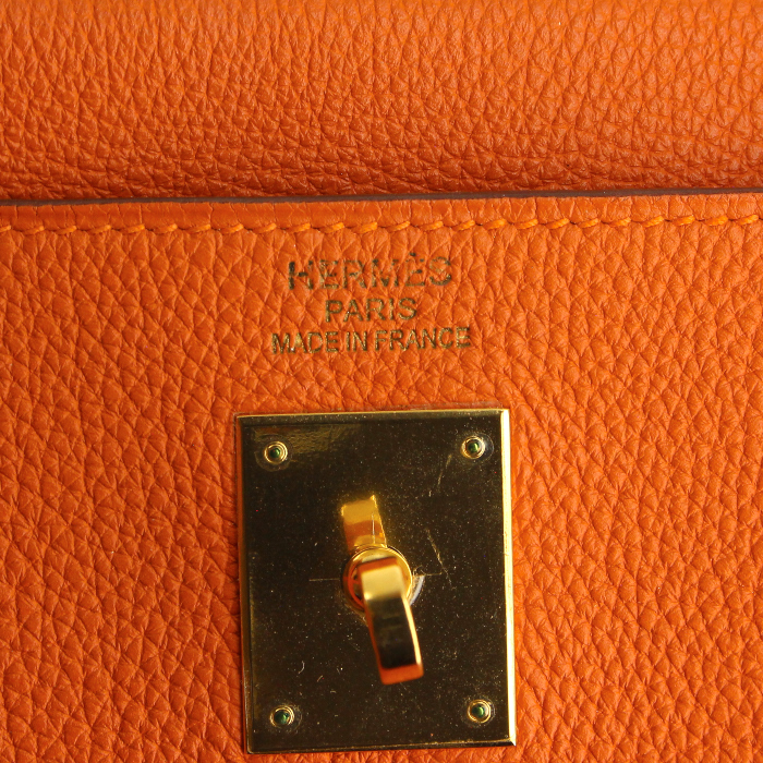 Sac à main Hermes Kelly 35 cm en cuir togo orange - Detail D4