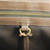 Bolso de mano Marc Jacobs en cuero acolchado color topo - Detail D4 thumbnail
