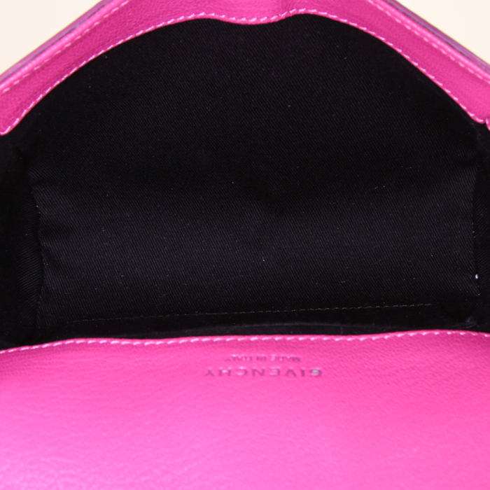 Bolso de mano Givenchy Obsedia en cuero rosa - Detail D2