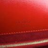 Bolso de mano Louis Vuitton en cuero Epi rojo - Detail D3 thumbnail