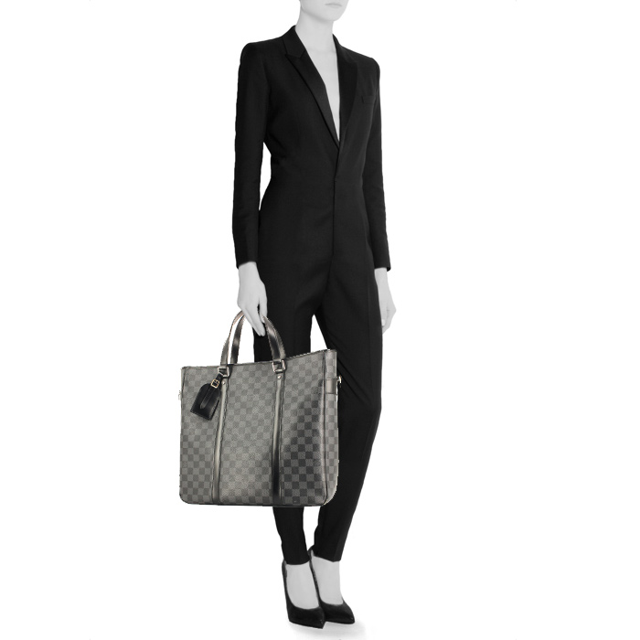 Louis Vuitton messenger bag in grey damier canvas and black leather - Detail D1