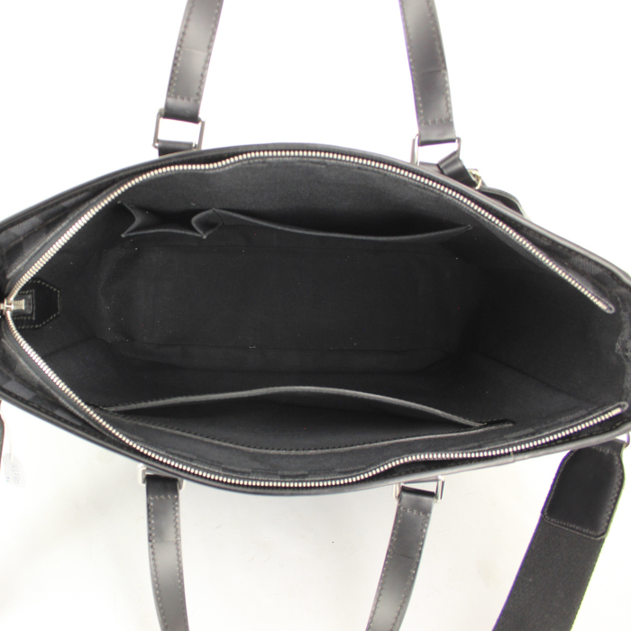 Louis Vuitton messenger bag in grey damier canvas and black leather - Detail D3