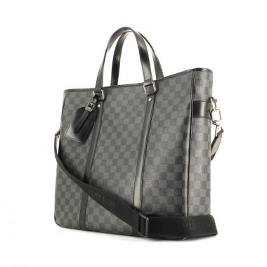 Sac besace Louis Vuitton en toile damier grise et cuir noir