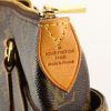 Louis Vuitton Totally handbag in natural leather and monogram canvas - Detail D3 thumbnail