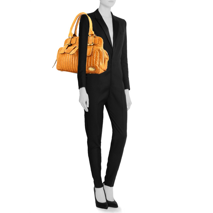 Chloé Bay handbag in gold leather - Detail D1