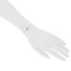 Brazalete Fred Success modelo pequeño en oro blanco y diamantes - Detail D1 thumbnail