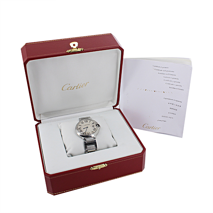 Cartier Ballon Bleu De Cartier watch in stainless steel Ref:  Cartier W69012Z4 Circa  2010 - Detail D2