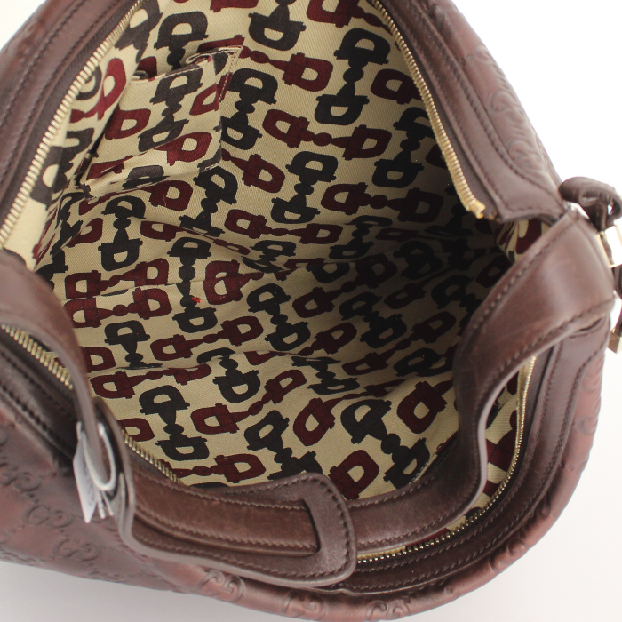 Gucci handbag in chocolate brown monogram leather - Detail D2