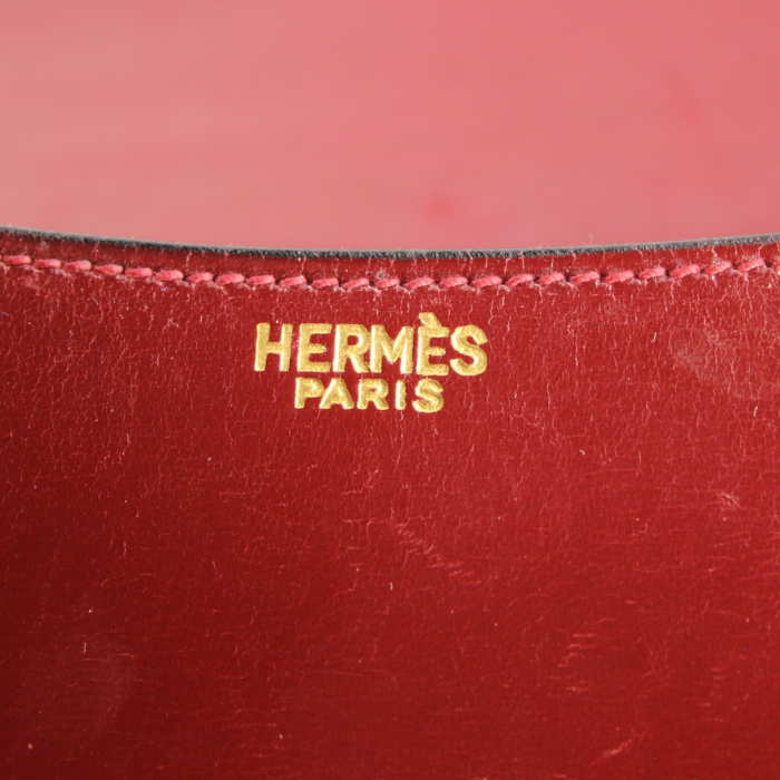 Bolso de mano Hermes Hermes Constance en cuero box color burdeos - Detail D4