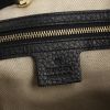 Bolso de mano Gucci en cuero granulado negro - Detail D3 thumbnail