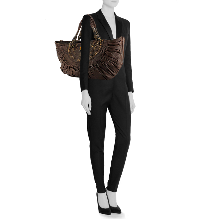 Dior Plissé handbag in brown leather - Detail D1
