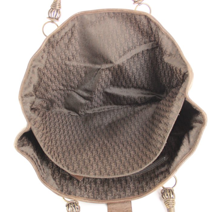 Dior Plissé handbag in brown leather - Detail D2