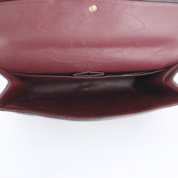 Chanel 2.55 handbag in black quilted leather - Detail D3