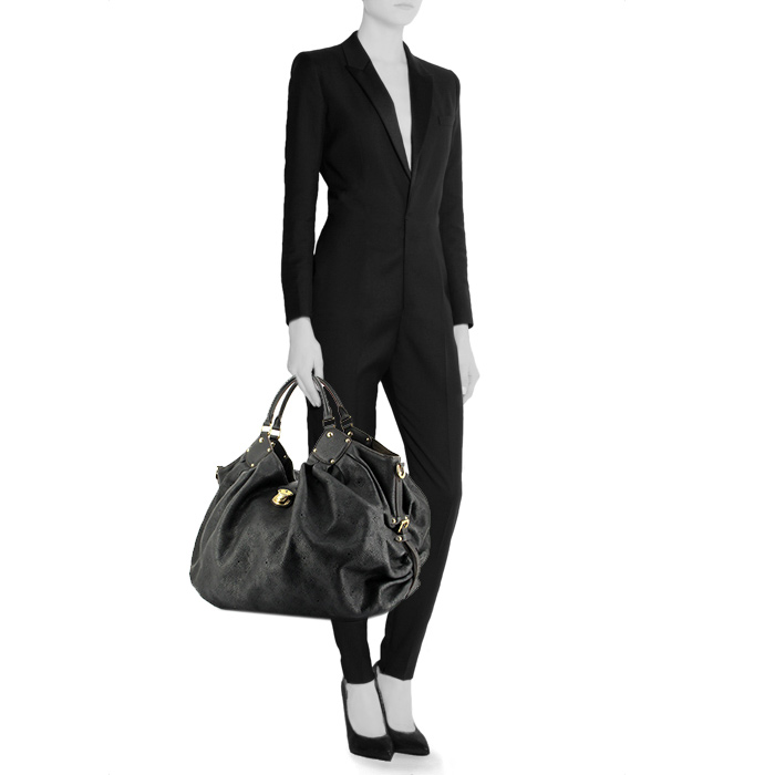 Louis Vuitton handbag in black leather - Detail D1