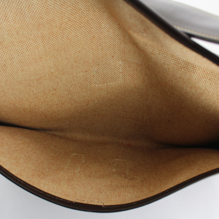 Hermes Jige pouch in dark brown box leather - Detail D2