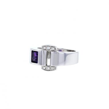 Piaget Protocole ring in white gold,  diamonds and amethyst