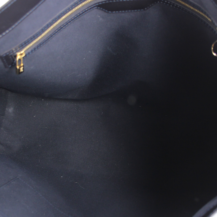 Louis Vuitton shopping bag in navy blue monogram patent leather - Detail D2