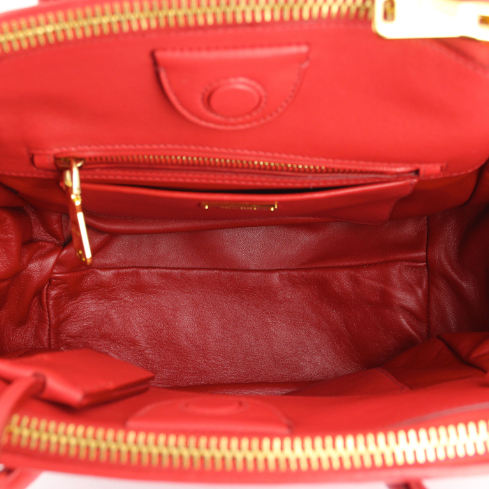 Bolso de mano Miu Miu Matelassé en cuero acolchado rojo - Detail D2