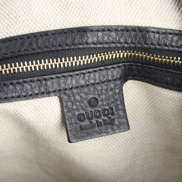Gucci Soho shopping bag in black grained leather - Detail D3