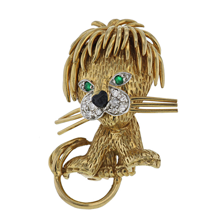 Van Cleef 
Arpels Lion Ebouriffé small model brooch-pendant in yellow gold,  diamonds and emerald and in onyx - Detail D2