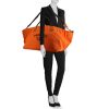 Hermes Sellier shopping bag in orange and brown canvas - Detail D2 thumbnail