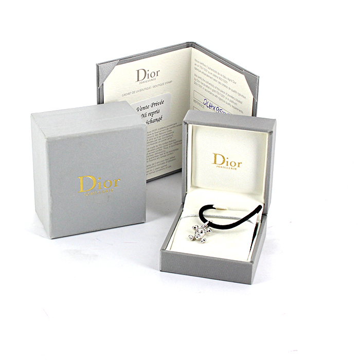 Pendentif Dior La Fiancée du Pirate petit modèle en or blanc et diamants - Detail D2