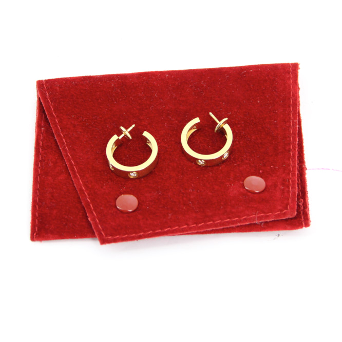 Par de criollas Cartier Love en oro amarillo y diamantes - Detail D2