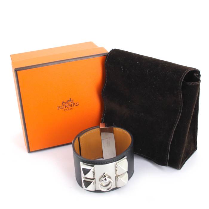 Brazalete Hermes Médor en paladio y cuero negro - Detail D2