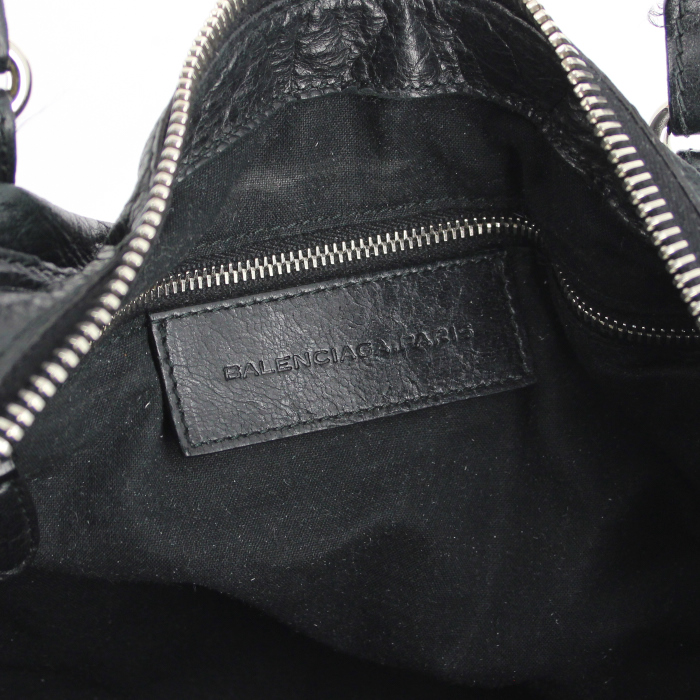 Bolso de mano Balenciaga Giant 12 Day en cuero negro - Detail D3