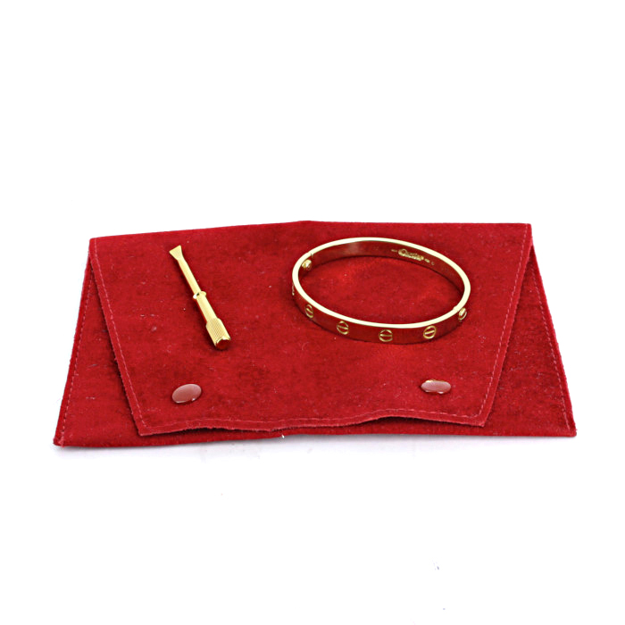 Bracelet Cartier Love en or jaune - Detail D2