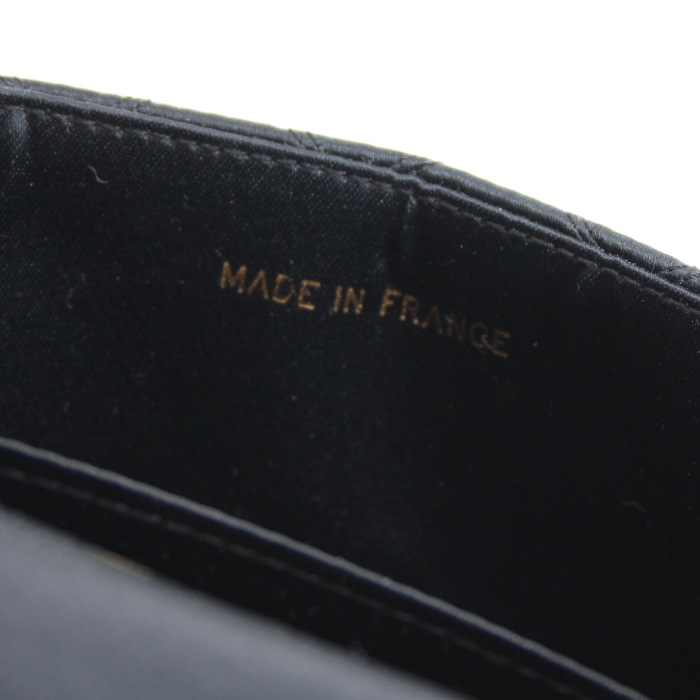 Chanel night bag in black satin - Detail D4